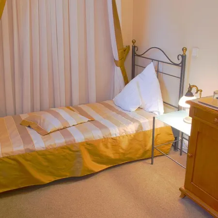 Ośrodek wypoczynkowy Pałac Paulinum 3*