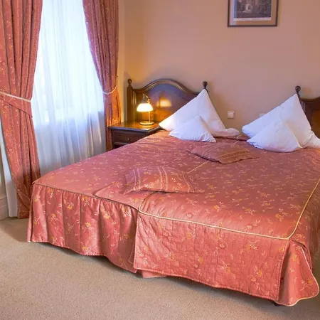 Palac Paulinum 3* Jelenia Góra