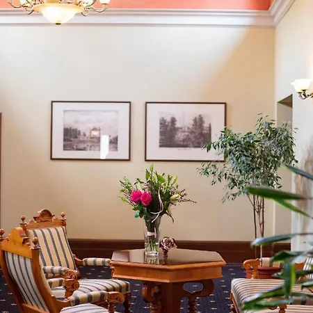 Palac Paulinum 3* Jelenia Góra