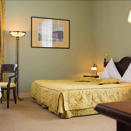 パラック パウリナム リゾート イェレニャ・グーラ