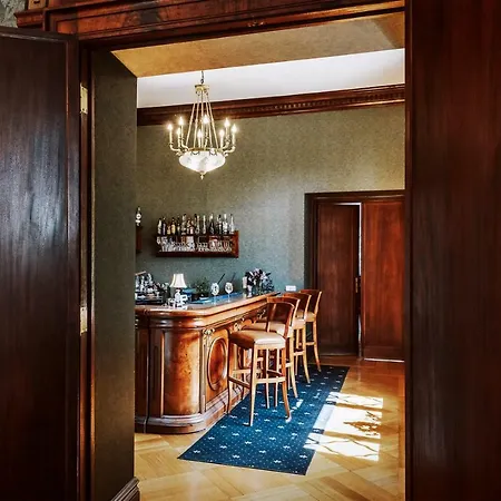 パラック パウリナム イェレニャ・グーラ