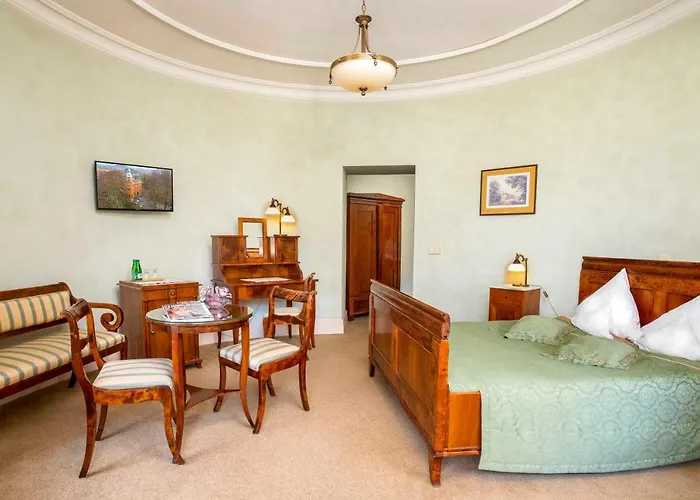 Palac Paulinum 度假村 耶莱尼亚古拉